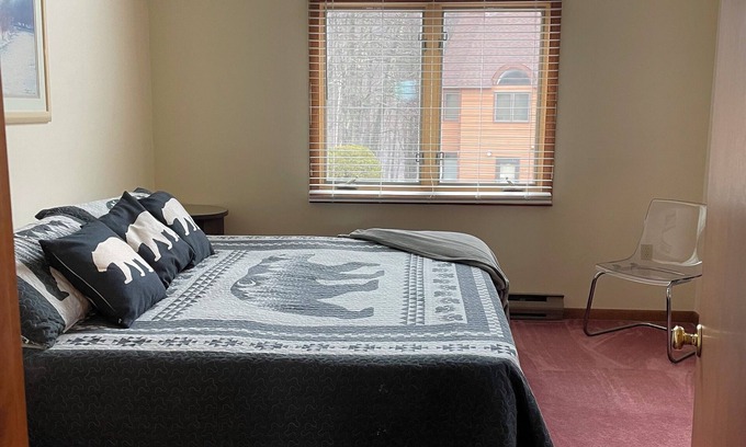 Campton Condo | Fully Furnished Condo in Waterville Estates with Stunning Views