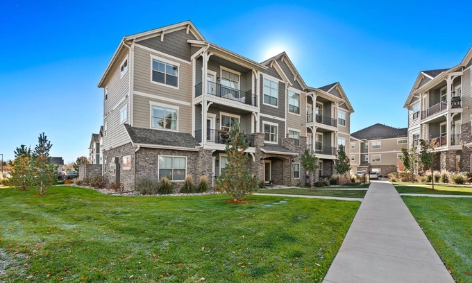 Centerra Condo | Fully Furnished Executive Rental-close to shopping & medical 30 Day minimum stay