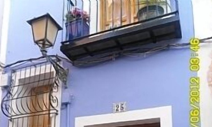 Old Town House | Fully Refurbished Townhouse Retaining Many Original Features, With Roof Terrace