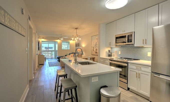 Palmetto Dunes Condo | Fully Renovated! Coastal Elegance &Tranquil Beach