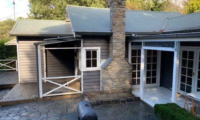 Warburton Cottage | Fully renovated 1940s cottage in Warburton