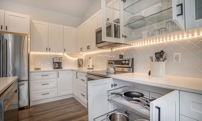 Anderson Island House | Fully renovated lake front get a way