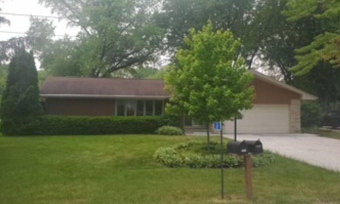 Black Wolf House | Fully updated channel front 4 br 2 ba home located minutes from Wittman Field.