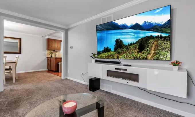 Rochester House | FUN, FAMILY, POOL, GAMING ROOM, FIREPIT Super close to everything! Pets friendly