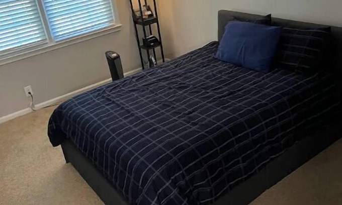 Greensboro Apartment | Fun Friendly 2 bedroom.
