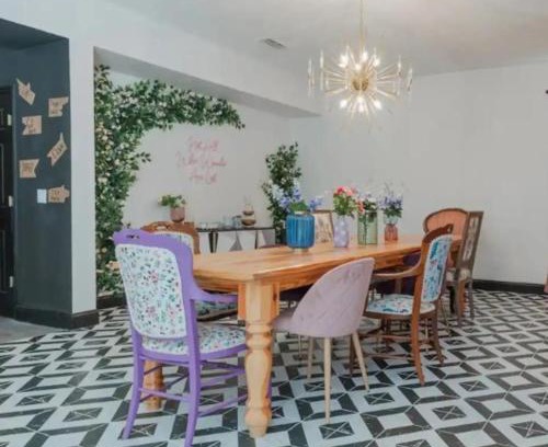 Legacy Park House | Fun Home! Secret Rooms! Pool & Games! 17min Disney!