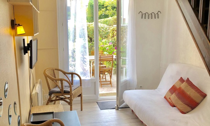 Biarritz Apartment | Functional apartment 5 minutes' walk from the beach.