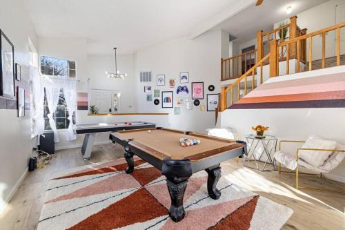 Sparks House | FunStation 2800sqft Reno Getaway for All Ages