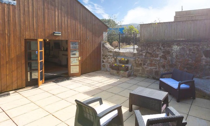 Stenalees House | FurnessThe West Dry