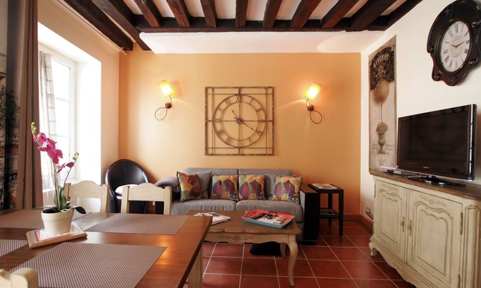 Sorbonne Apartment | Furnished 3 room apartment, Latin Quarter, Paris