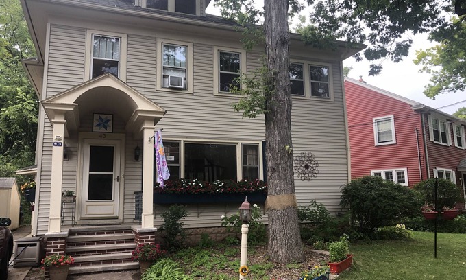Appleton House | Furnished 5 BR home Appleton WI Avail. Jan 11-April 30, 2026. Prefer 3 mo rental