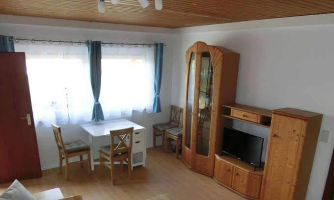 Schindeldorf Apartment | FurryTail - Cozy Apartment in Stromberg - Schindeldorf next to the Forest