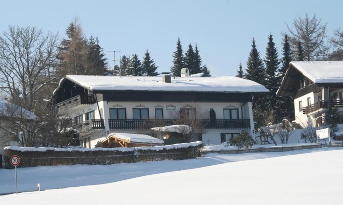 Bayerisch Eisenstein House | Gästehaus am Berg