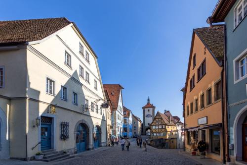 Schloßlein Hotel | Gästehaus Plönlein - Hotel Goldener Hirsch Rothenburg