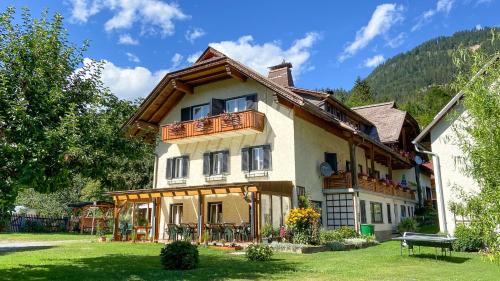Weissbriach Apartment | Gästehaus Rader