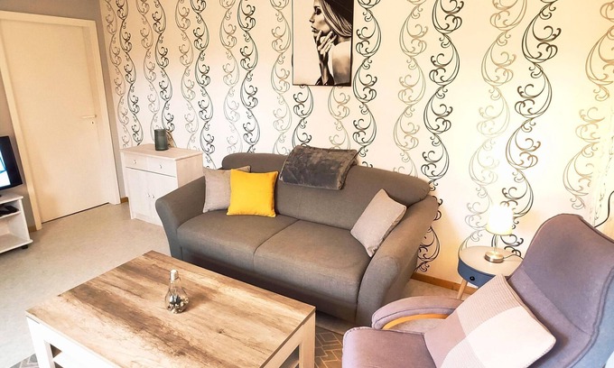 Dornumergrode Apartment | Gästehaus Zur alten Post Wohnung Ost