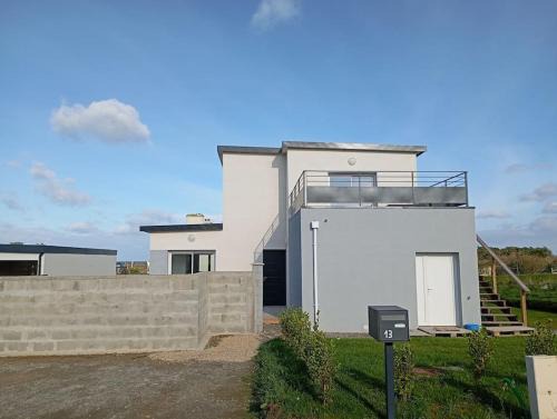 Ploudalmezeau Apartment | Gîte à 400m de la mer