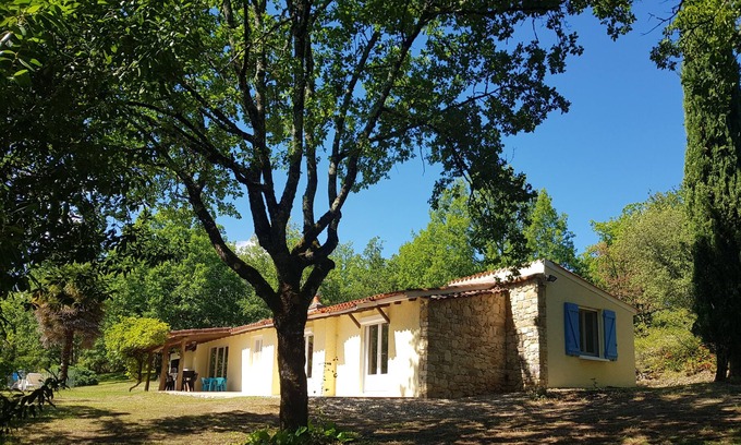 Gignac Cottage | Gîte 6/8 persons swimming pool/tennis court
