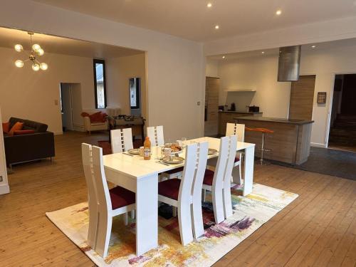 Moulins Apartment | Gîte de Charme au Centre de Moulins, Tout Confort pour 4 pers - FR-1-489-570