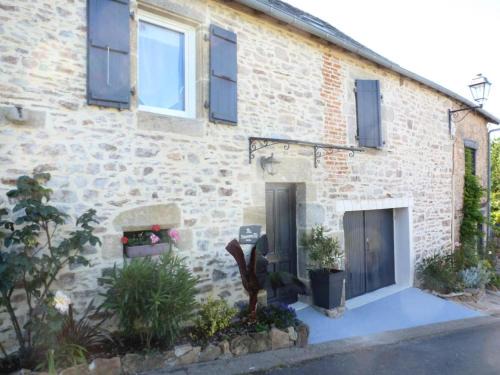 Aubazine Apartment | Gîte de France La maisonnette 3 épis - Gîte de France 4 personnes MAE-6604