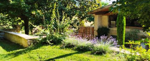 Barcelonne House | Gîte Du Domaine De Brondel