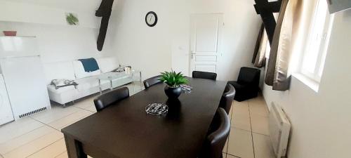 Azay-le-Rideau Apartment | Gîte familial à Azay le Rideau avec Parking