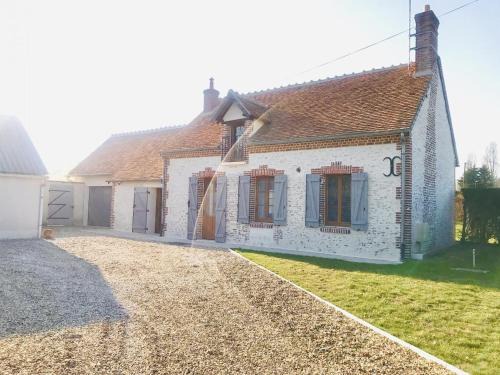 Mur-de-Sologne House | Gîte familial en Sologne avec grand jardin, jeux pour enfants et proche des châteaux et commerces. - FR-1-491-373