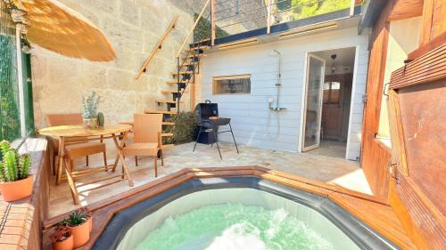 Les Roches-l'Eveque House | Gîte familial Détente entre Loir et coteau, spa-sauna, acc pmr