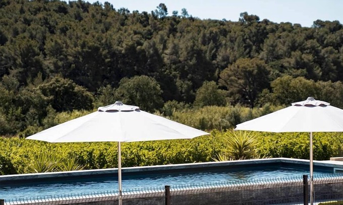 La Londe-les-Maures Apartment | Gîte Marron Sous Les Pins