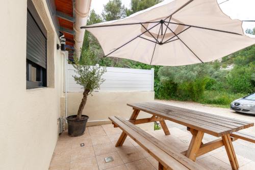 Niolon House | Gîte rénové Calanque La Vesse