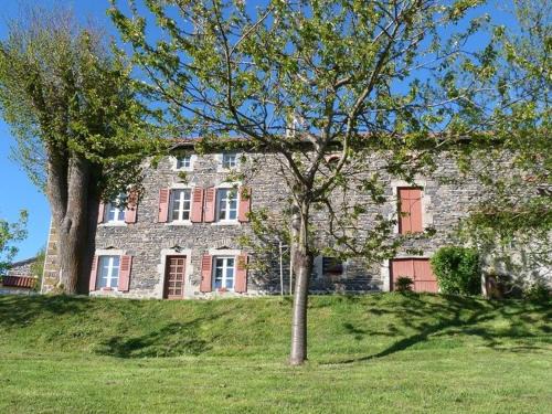 Jax House | Gîte restauré avec grand terrain clos, salle de jeux, proche du Puy en Velay et Chavaniac-Lafayette - FR-1-582-297