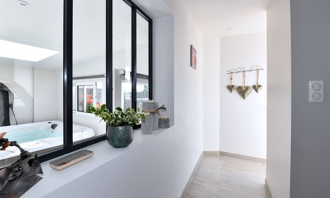 Saint-Amarin House | Gîte Spacieux et Confortable Avec spa et Jardin Privatif à Saint-amarin
