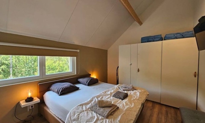 Barvaux House | Gîte with sauna & Hottub in Durbuy sleeps 9