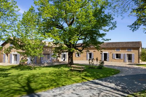 Veyrines-de-Vergt House | Gîtes des tilleuls