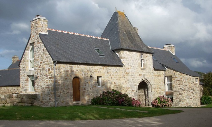 Crozon House | Gîtes du Manoir de Goandour