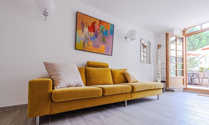 Tourrettes-sur-Loup Ski Chalet | Gaby's House – Heart of Tourrettes-sur-Loup
