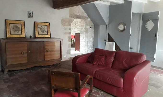 Vezelay House | Galerie Benjamine