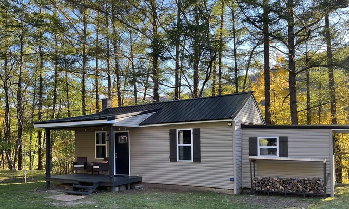 Galeton Cabin | Galeton 2 bedroom cabin w/ view