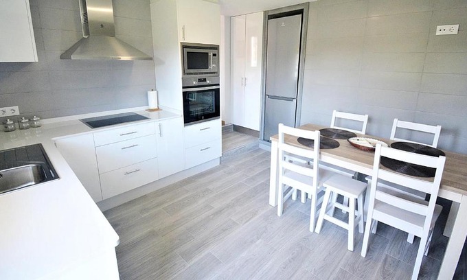 Vilanova House | GALIHOST - Casa Los Manolos en Vilanova de Arousa