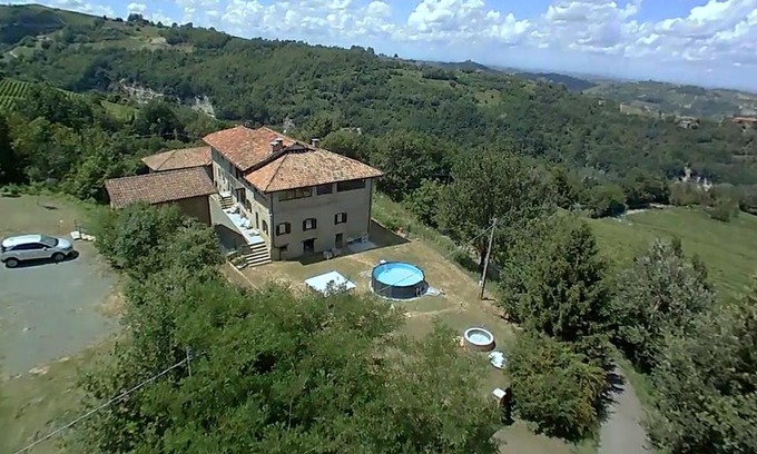 Loazzolo Ski Chalet | Galleani Country House