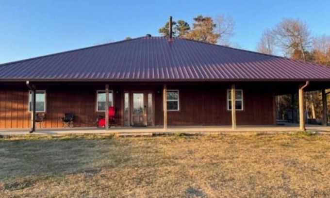 Mena House | Galloping Rooster Ranch House