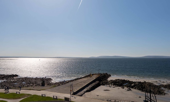 Galway Apartment | Galway Bay Sea View apartments in Salthill