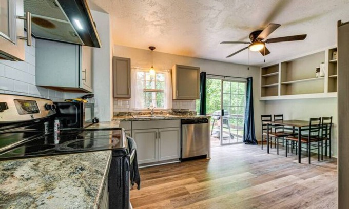 Tallahassee House | Game Getaway 7m to Doak/Downtown, 5 TLH. Private