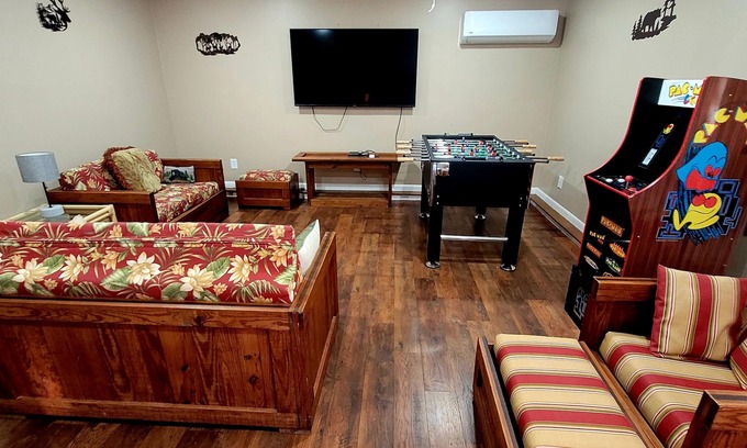 Lake Harmony Estates Cabin | Game Room, Exclusive Beach Access, Firepit, Plenty of Entertainment Space