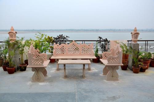 Varanasi Bed & Breakfast | Ganga Monastery