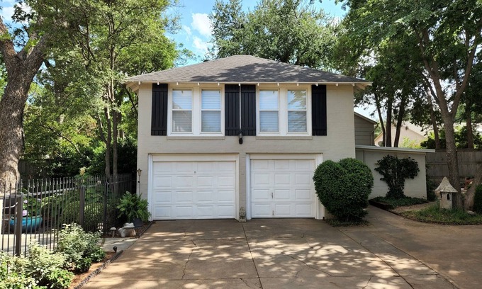 Wichita Falls Apartment | Garage apartment central to all activities.