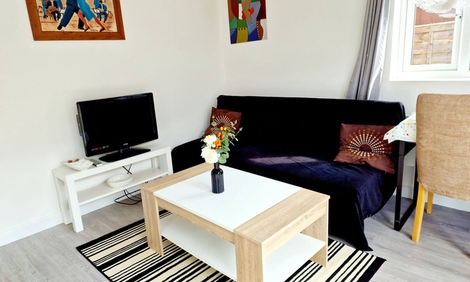 Downham Apartment | Garden Apartment BR1