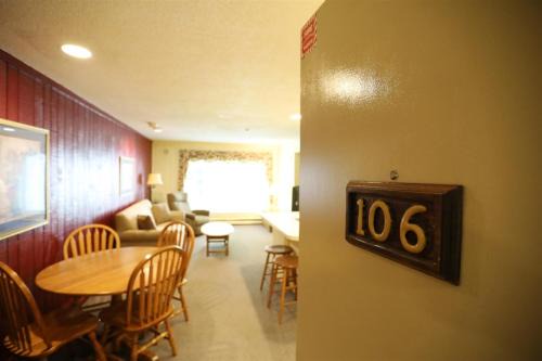 Waterville Valley House | Garden Inns of Waterville 106