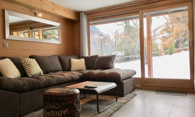 Les Houches Ski Chalet | Garden level mountain chalet Chamonix Valley