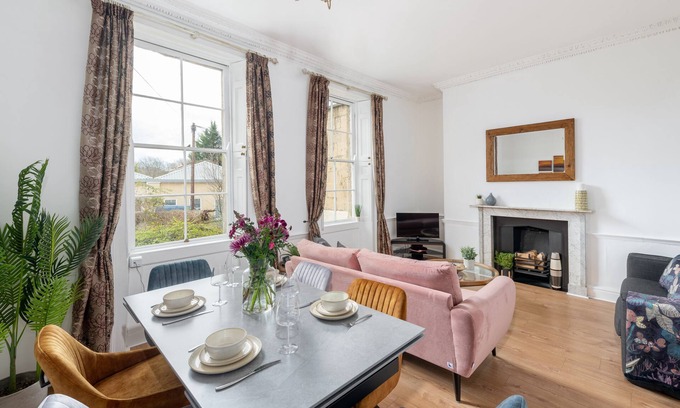 Bath Apartment | Garden maisonette in Bath city centre